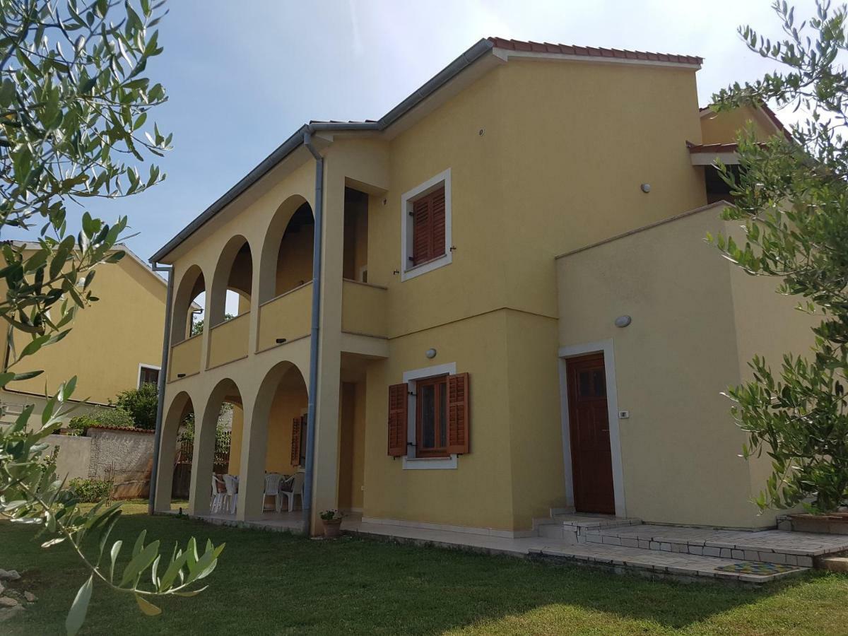 Apartment Barba Ližnjan Zewnętrze zdjęcie